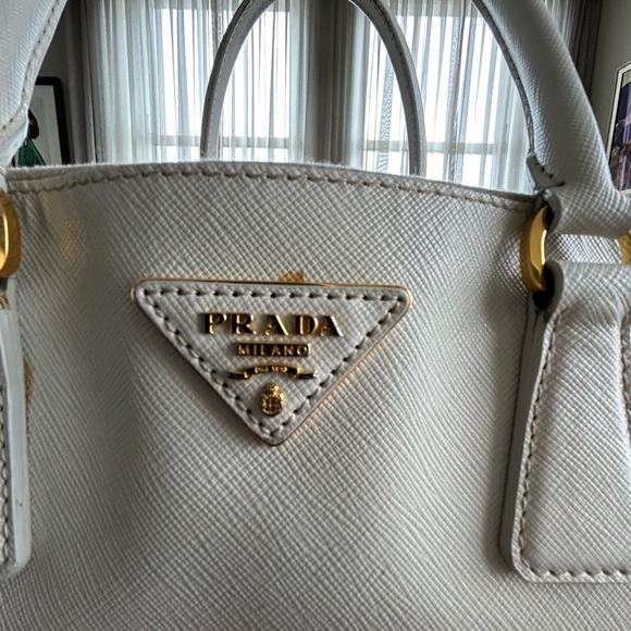 PRADA Galleria authentic Saffiano Leather Tote bag - Picture 2 of 16